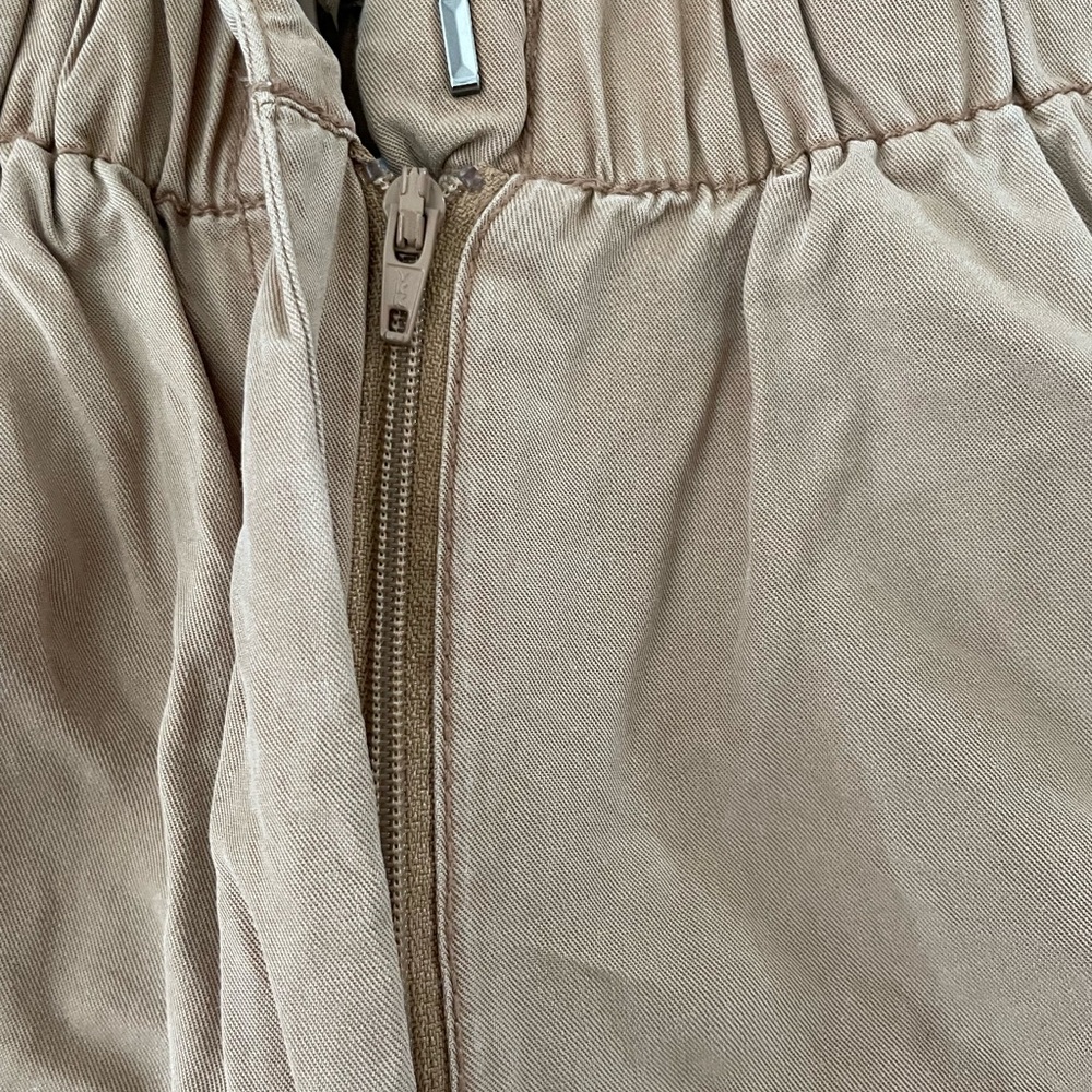 Banana Republic Tan Romper - Picture 4 of 6